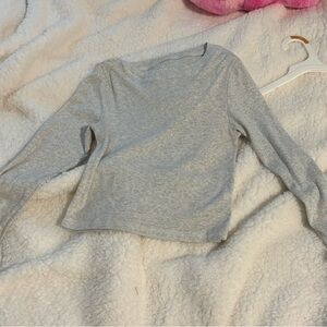 American eagle, Maddie and Kenzie Ziegler, grayish white long sleeve top.